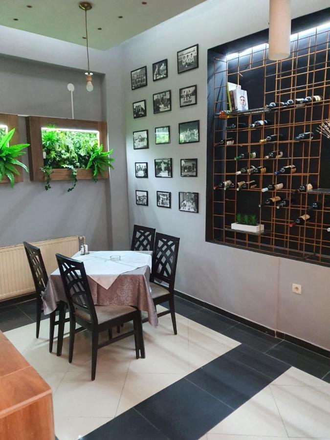 Bed and Breakfast Sunny Hill Garden Stara Pazova Exterior foto