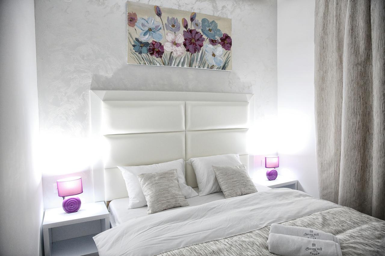 Bed and Breakfast Sunny Hill Garden Stara Pazova Exterior foto